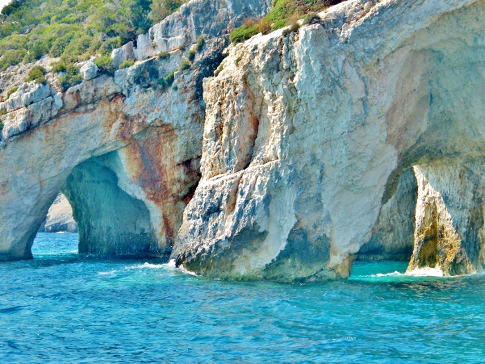 Top winter kayak touring spots 21 Top winter kayak touring spots 21